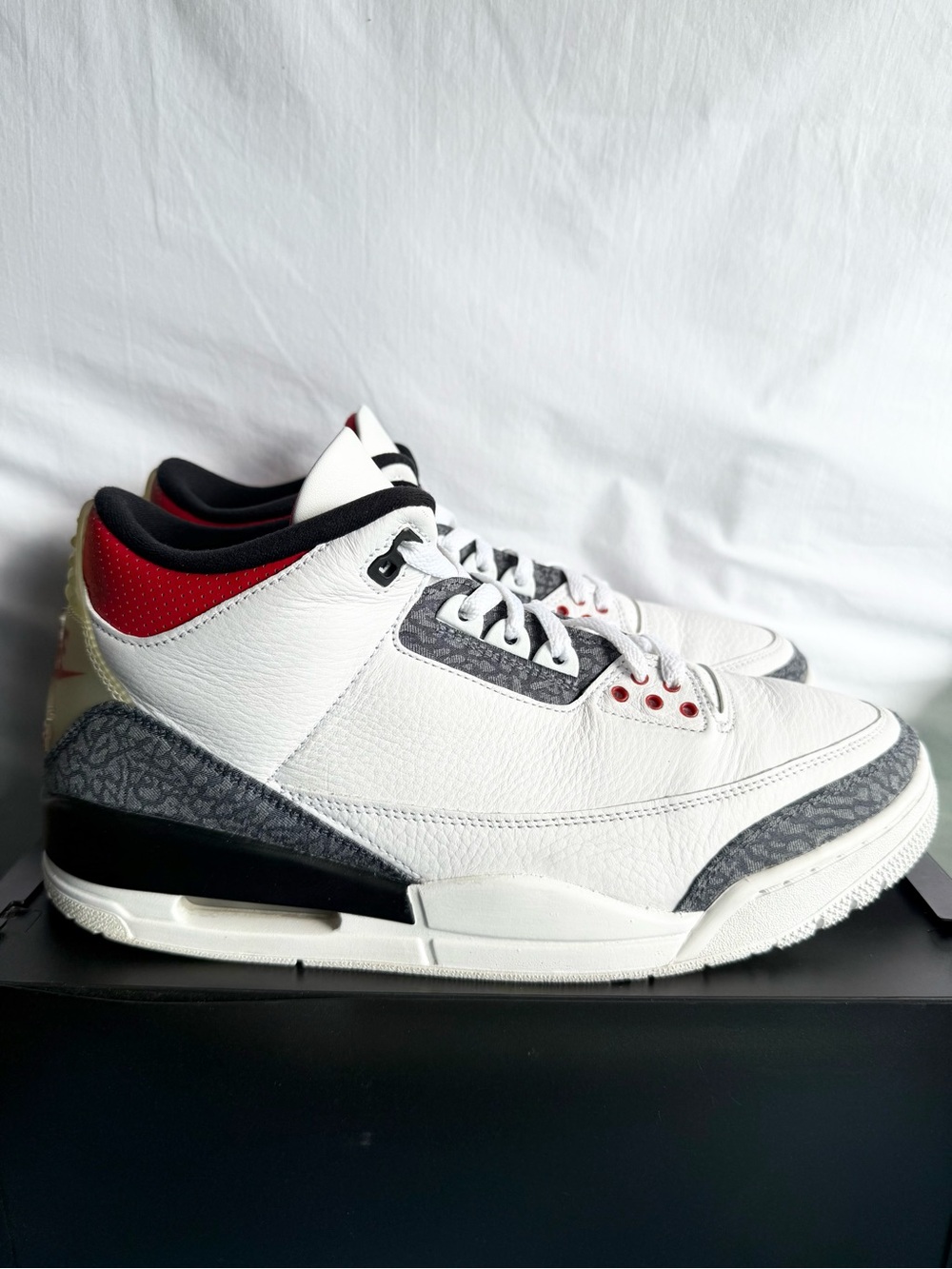 AUTHENTIC Jordan 3 Retro Denim SE Fire Red size 12 CZ6431-100 2020 PRE-OWNED